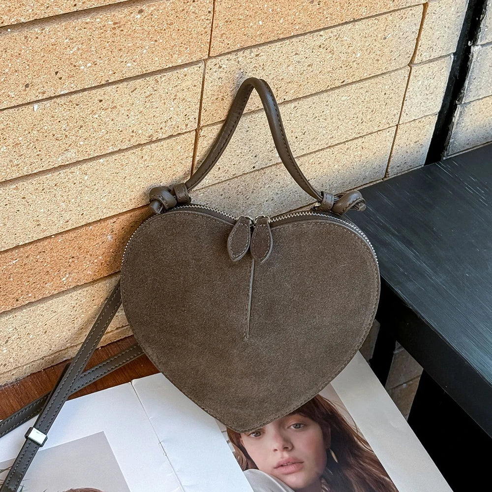 Luxury Suede Leather Heart Handbag Elegant Vintage Love Heart Women Shoulder Bag 2026 Fashion Trend Party Evening Top Handle Bag