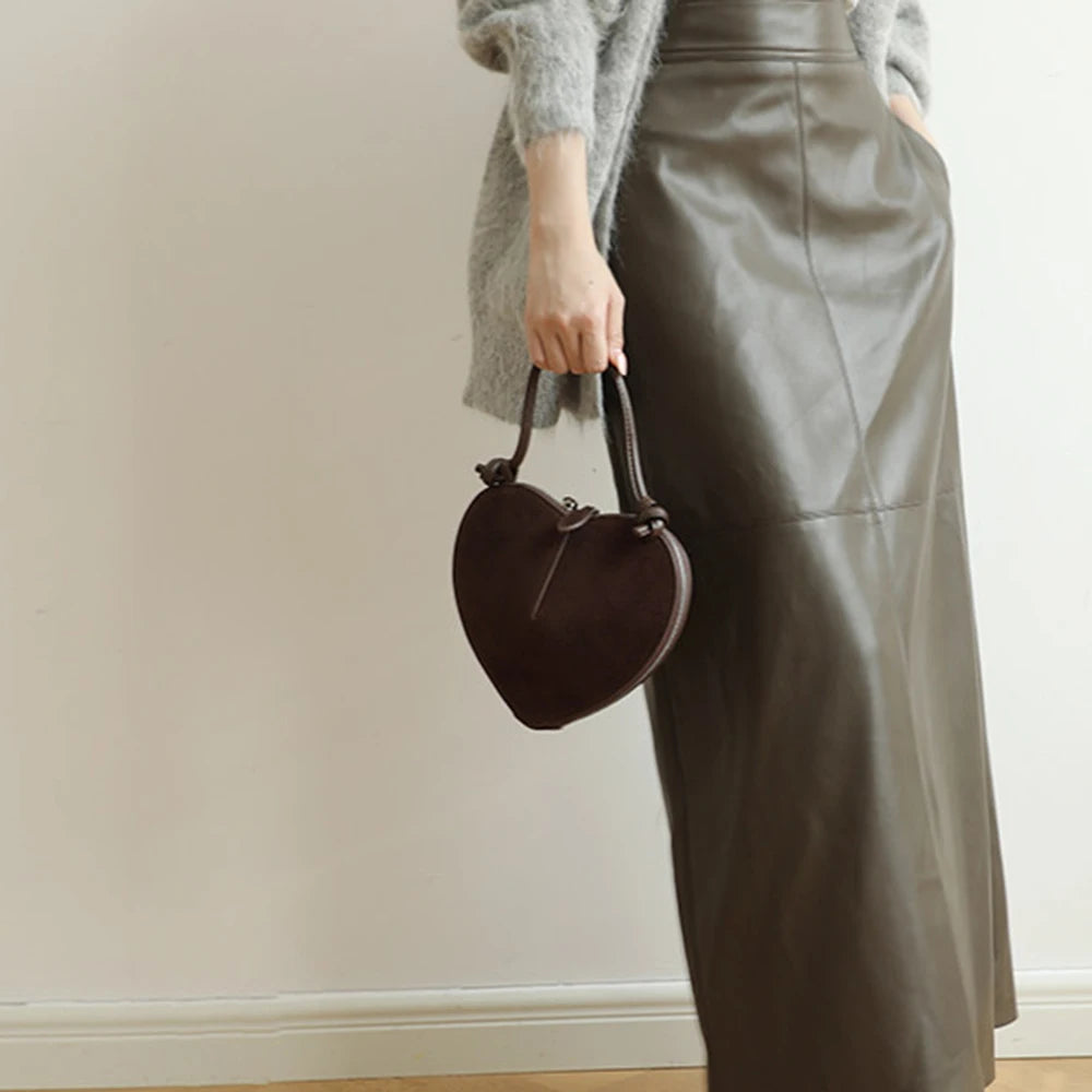 Luxury Suede Leather Heart Handbag Elegant Vintage Love Heart Women Shoulder Bag 2026 Fashion Trend Party Evening Top Handle Bag